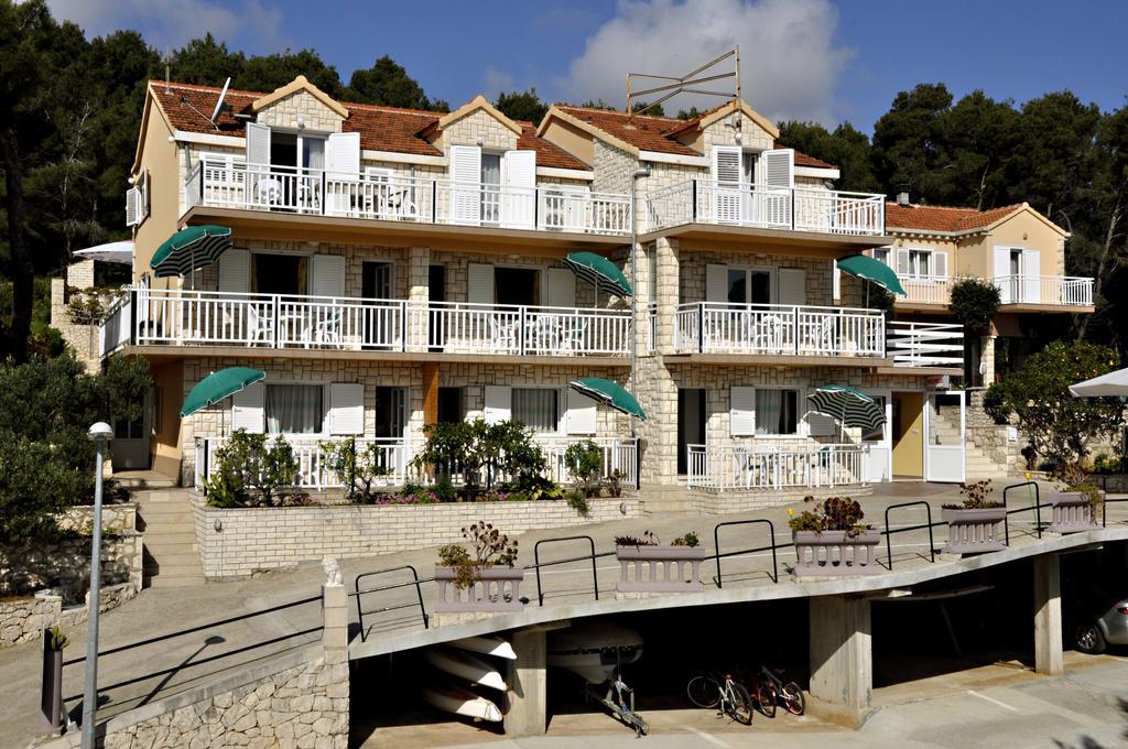 Hotel San Rocco Lumbarda Zewnętrze zdjęcie